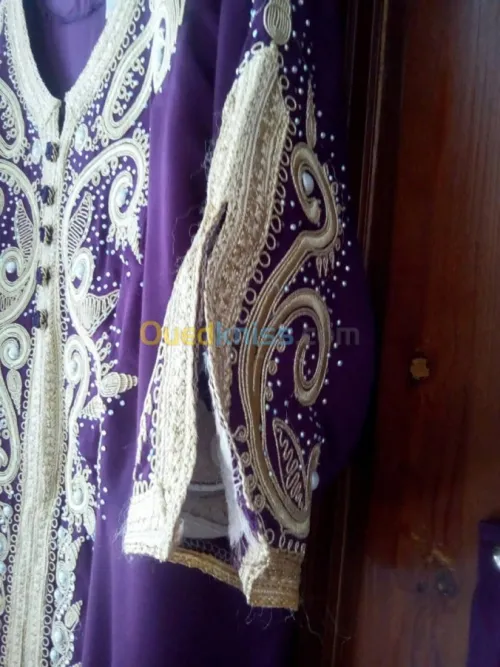 2 robes traditionnelles 