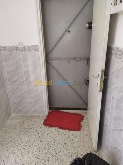 Echange Appartement F2 Skikda Skikda