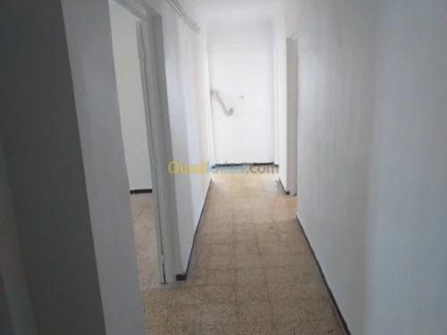 Location Appartement F4 Oran Oran