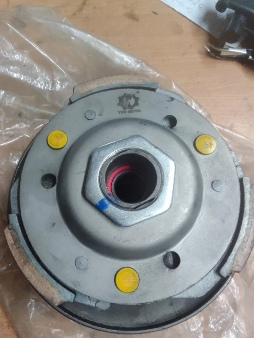 Embrayage arrière Scooter GY6.