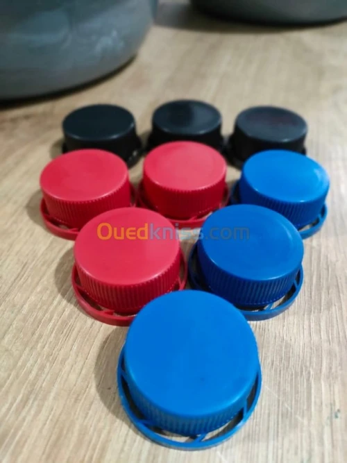 BOUCHONS en plastique diamètre 38mm