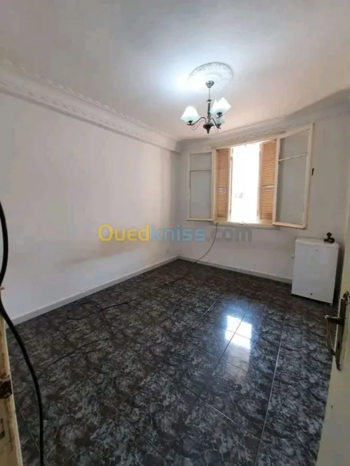 Vente Appartement F3 Ain temouchent Beni saf