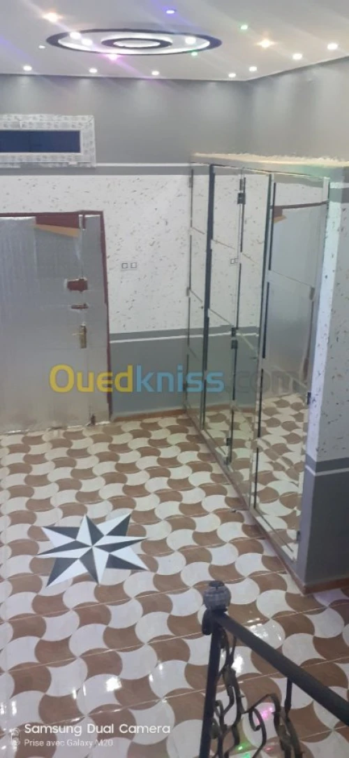 Vente Villa Tiaret Mahdia