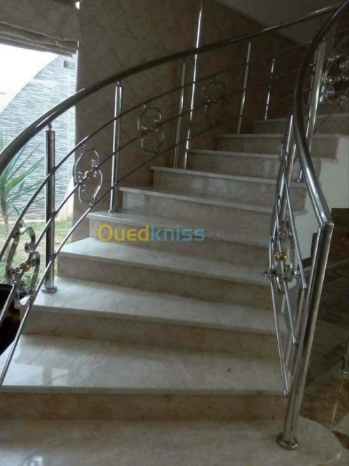 Réalisation des Rampe d'escalier inox