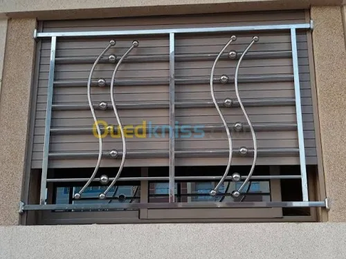 Réalisation des Rampe d'escalier inox