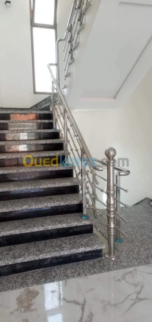 Réalisation des Rampe d'escalier inox