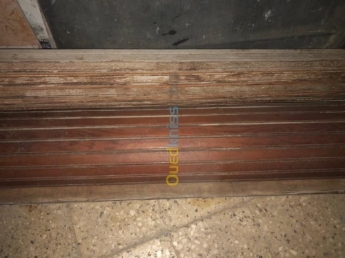 6 volets roulant en pin d’Oregon 