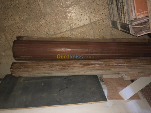 6 volets roulant en pin d’Oregon 