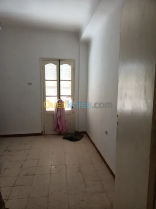 Vente Appartement F2 Biskra Biskra