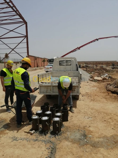 LABORATOIRE D'ANALYSE ET ENGINEERING