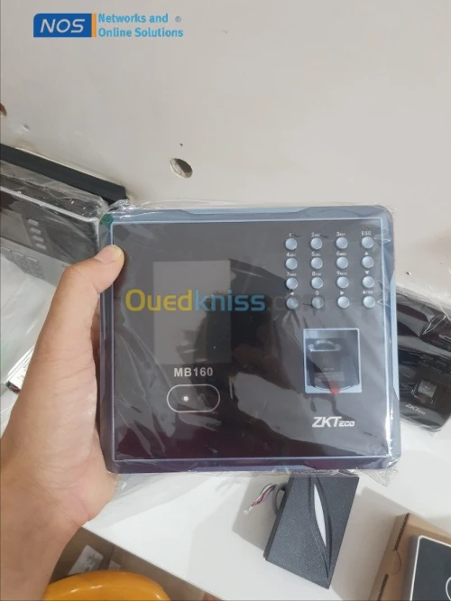 Installation Pointeuse Biométique 