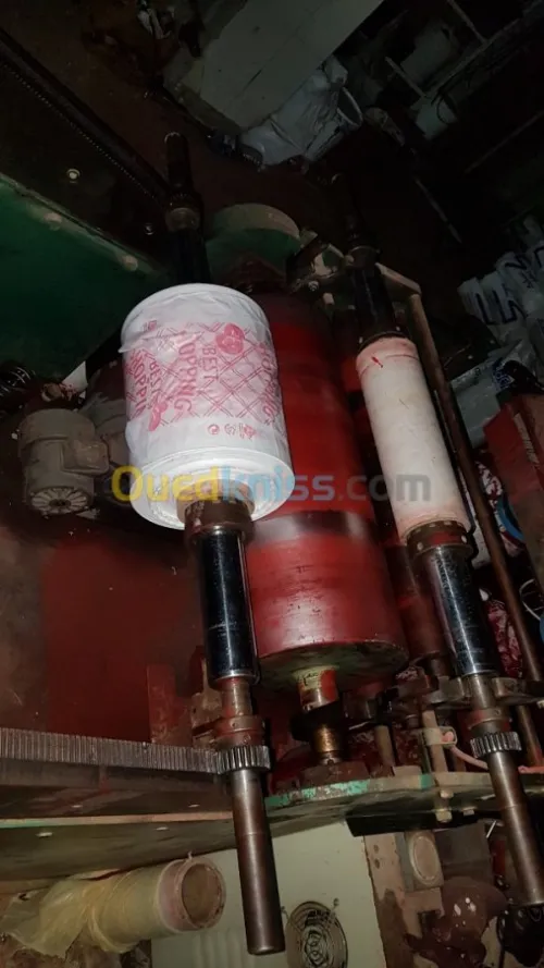 Extrudeuse Venus et soudeuse Parkins