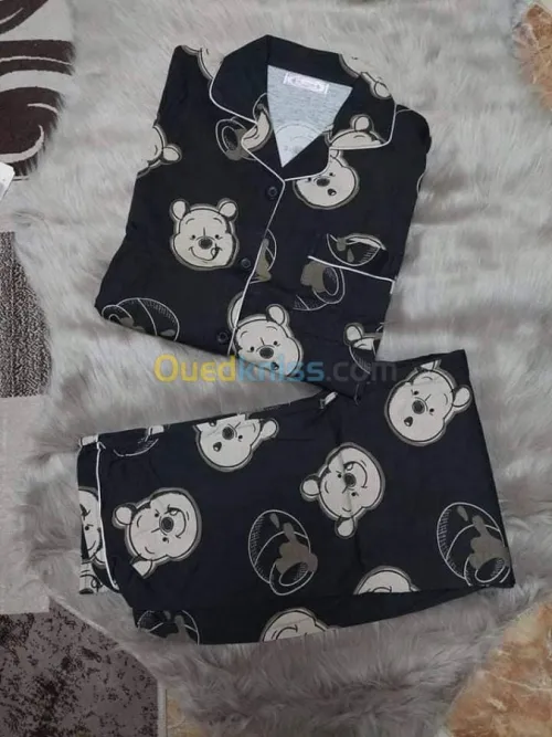 Pyjamas avec bouton