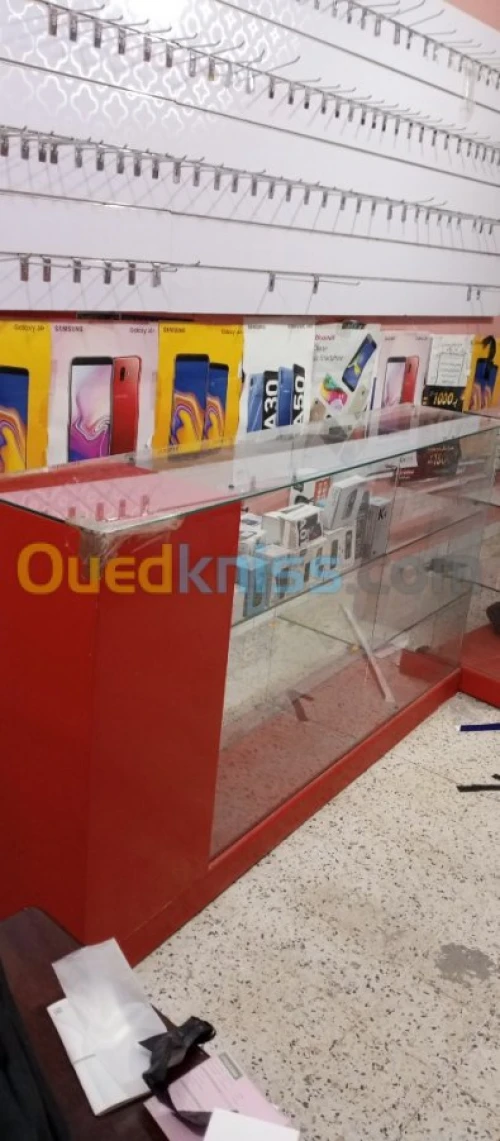 comptoir  vitrines   pour  magasin  