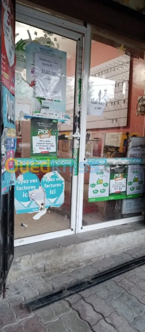 comptoir  vitrines   pour  magasin  