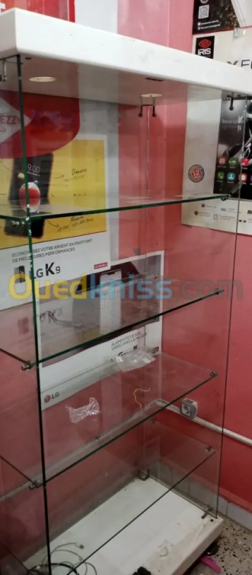 comptoir  vitrines   pour  magasin  