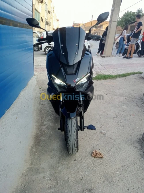 Vms Vmax
