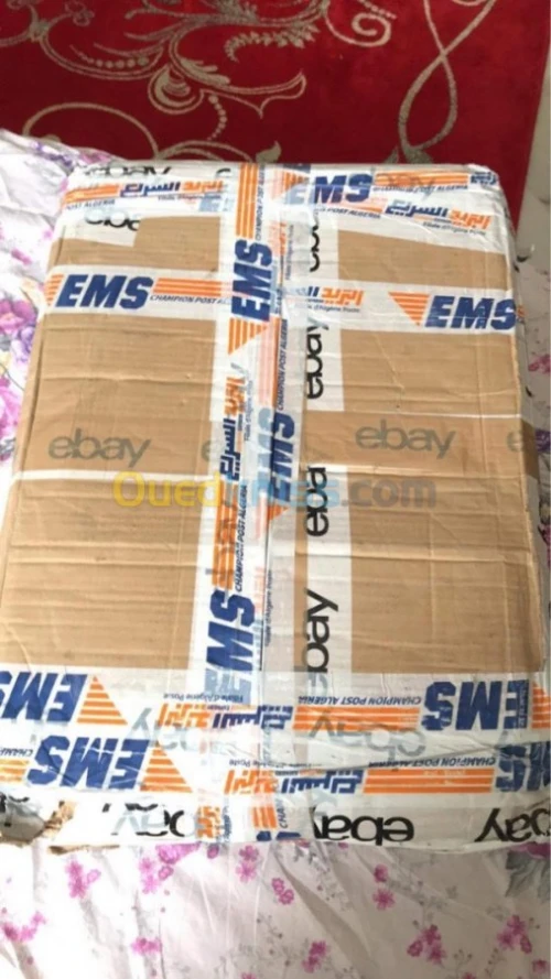 PS4 Pro CUH 7016b Avec 07 jeux