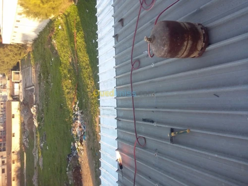 اشغال العزل والسطوح 