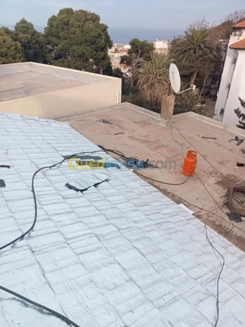 chape et membrane goudronne