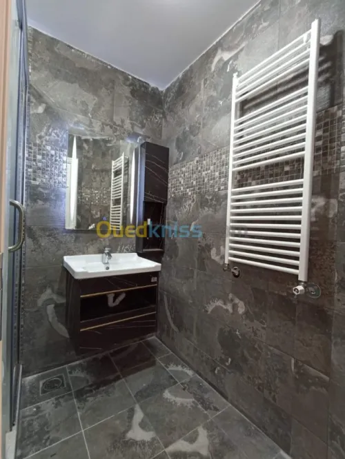Vente Appartement F43 Jijel Jijel