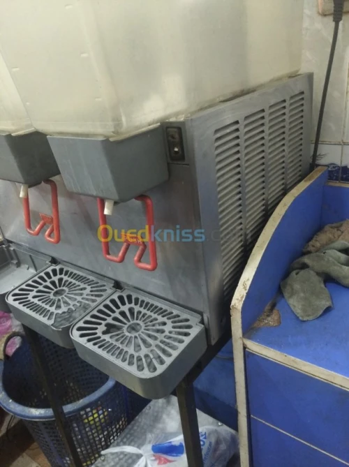 Machine a jus ugolini