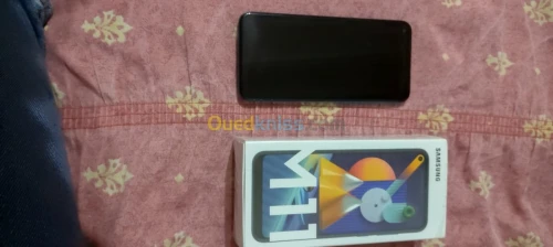 Samsung M11