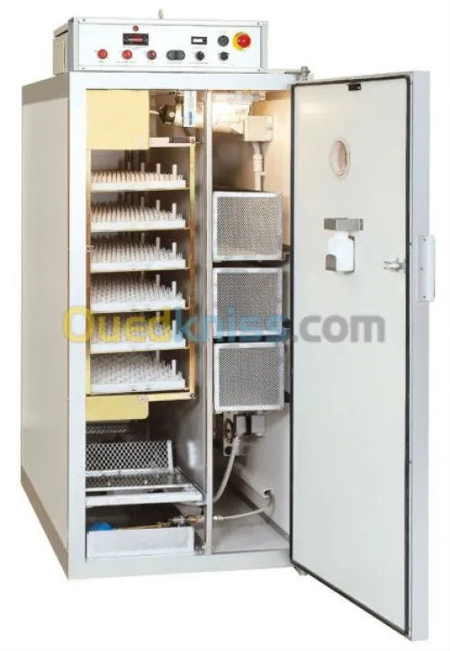 couveuses et éléveuses poussins 