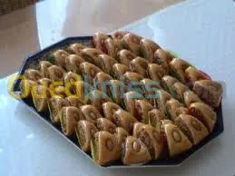 صانعة الحلوى