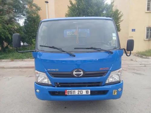 Hino 611 