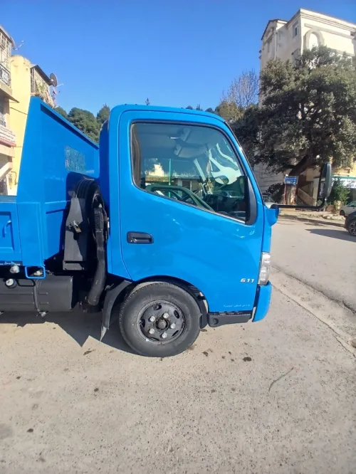 Hino 300 2013
