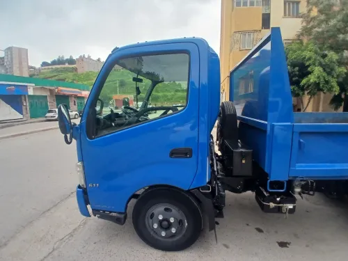 Hino 611 