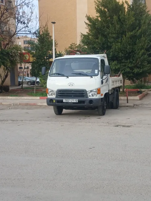 Hyundai HD65 2011