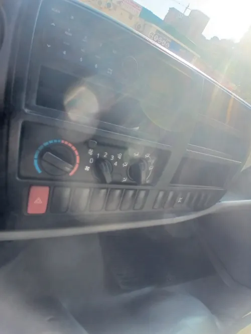 Hino 300 2013