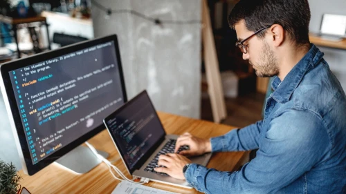 Devenez Développeur & Spécialiste Informatique  (Online ou Présentiel)