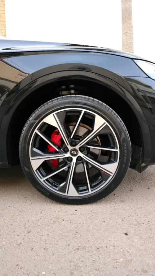 Audi Q5 2023 S lin