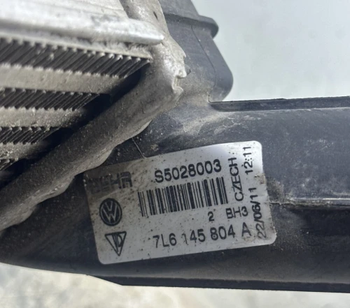 Disponible pièces détachées pour Audi q7 vw Porsche Cayenne