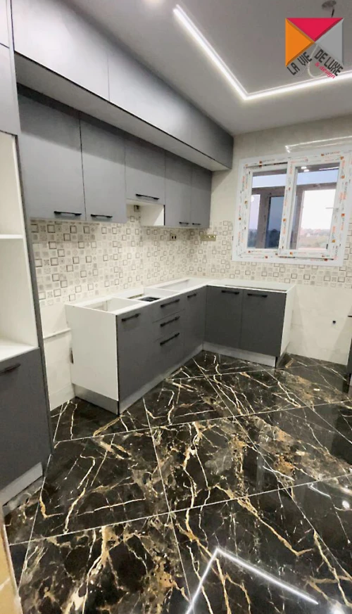 Cuisines Modernes    *****  Haut de Gamme  *****