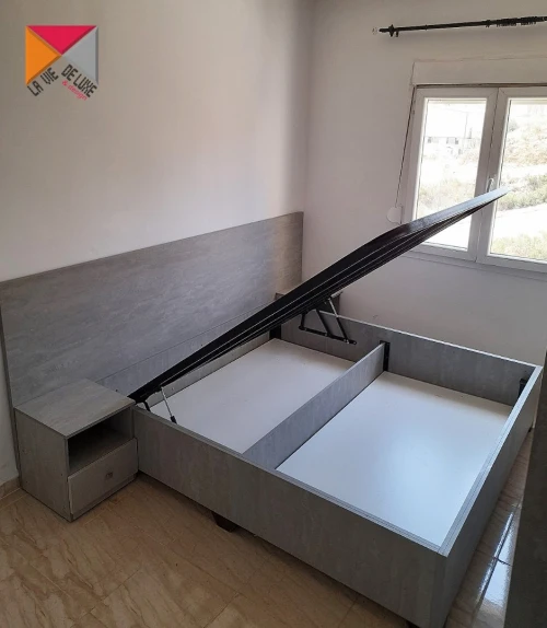 Chambre a coucher aménagée sur mesure      ****     Bien être utile      ****