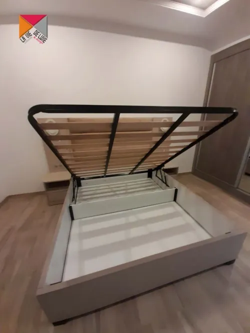 Chambre a coucher aménagée sur mesure      ****     Bien être utile      ****