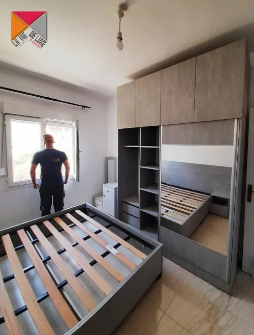 Chambre a coucher aménagée sur mesure      ****     Bien être utile      ****