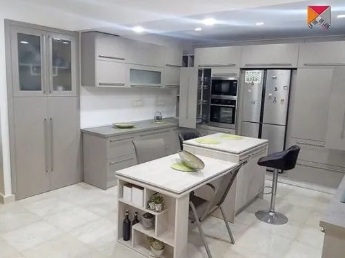Cuisines Modernes    *****  Haut de Gamme  *****
