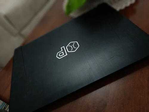 OP LP2 Gaming Laptop  i7 / 16GB / GTX 1060 / 144Hz