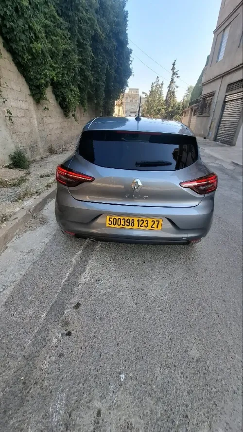 Renault Clio 5  2023 Evolution