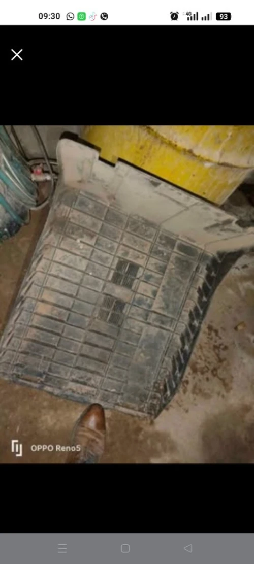 Cage -couvercle batterie camion 
