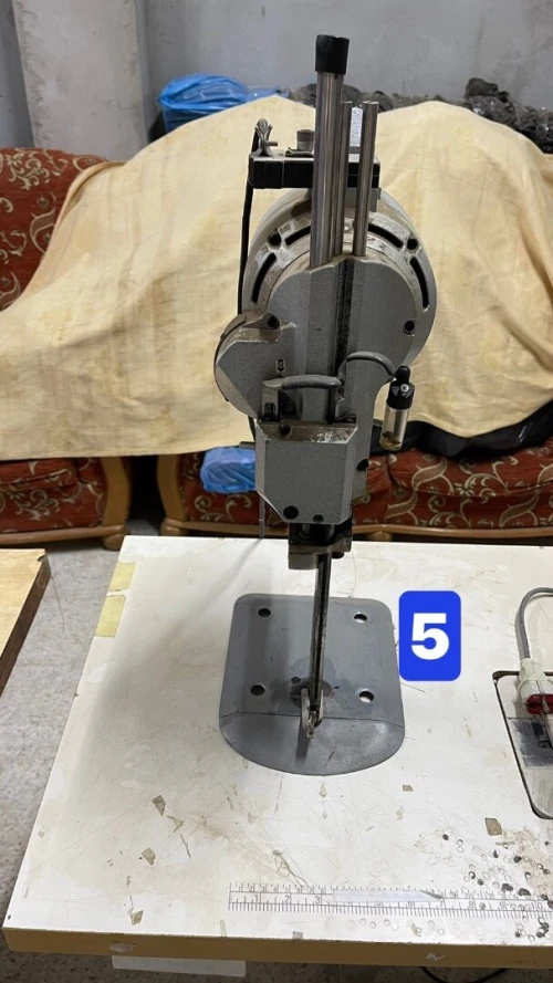 Machine usine chaussures 