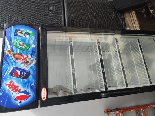 Matériel salle de jeux et 3 fromages tres bonne état 