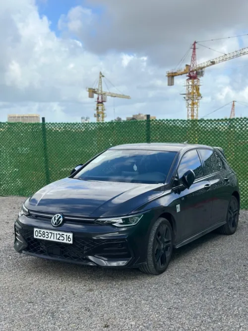 Volkswagen Golf 8.5 2025 R. Lien