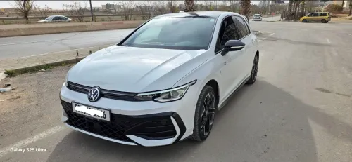 Volkswagen Golf 8 2025 R-Line