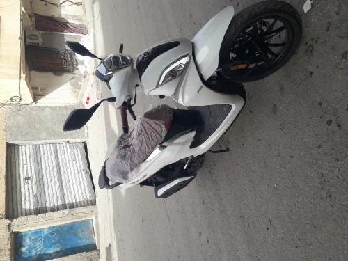 Sim St200 2025